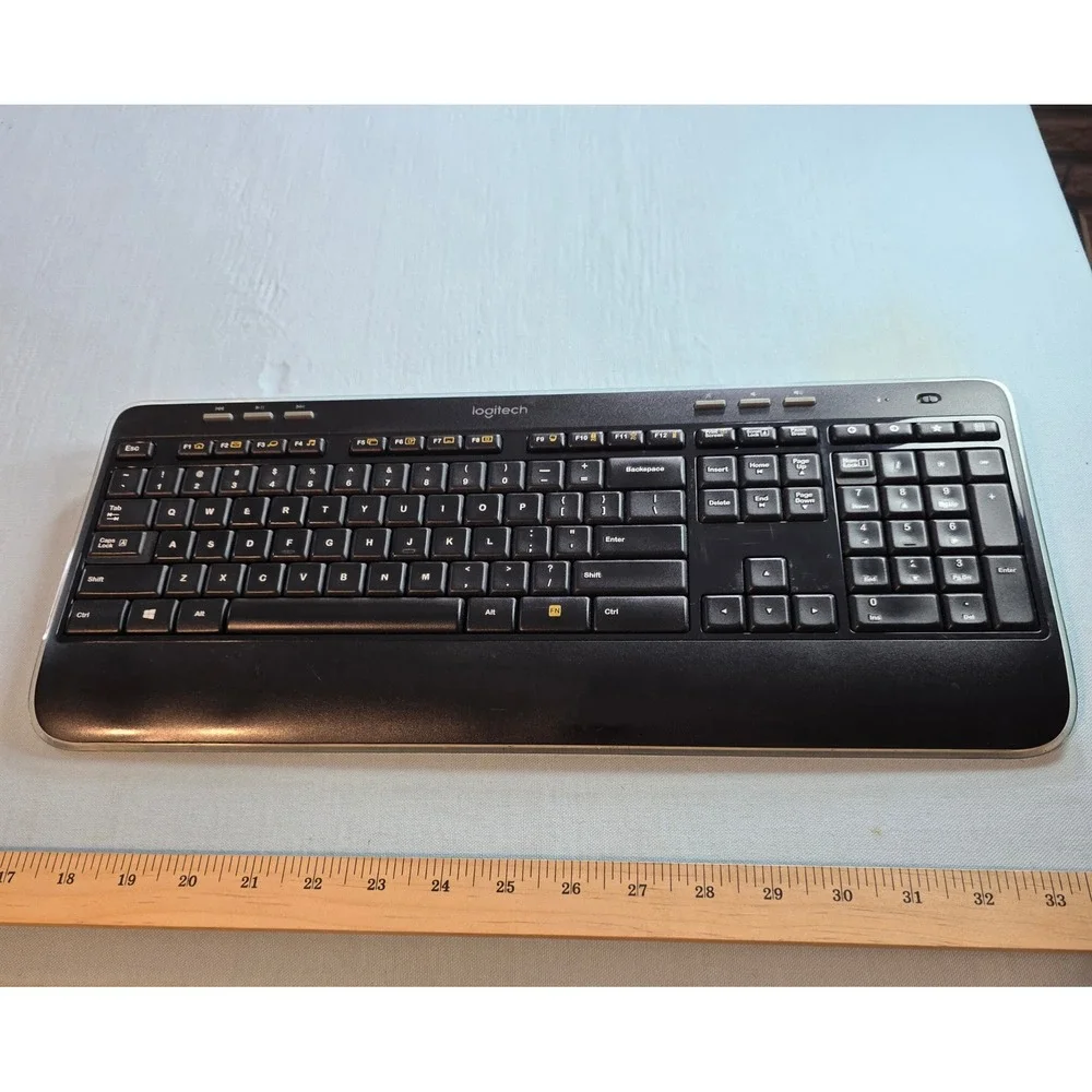 Logitech K520 Wireless Keyboard Black Silver Full Size Media Keys Y-R0012